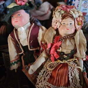 Atq. Hansel & Gretel Style Dolls (1930s-40s)